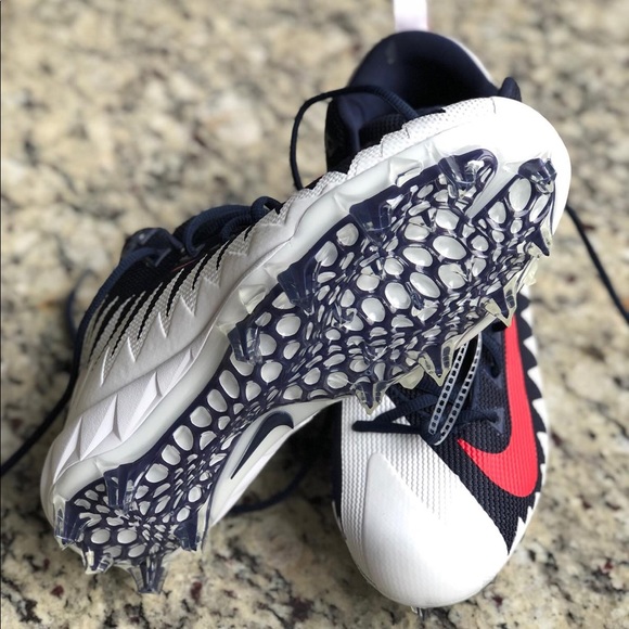 Meet your Posher, Ishmael - Picture 1 of 1